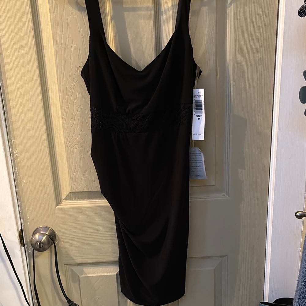 Elegant Black Dress with Lace Detail